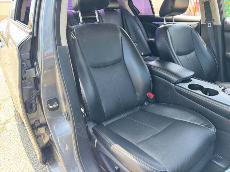 2022 Infiniti Q50 Luxe