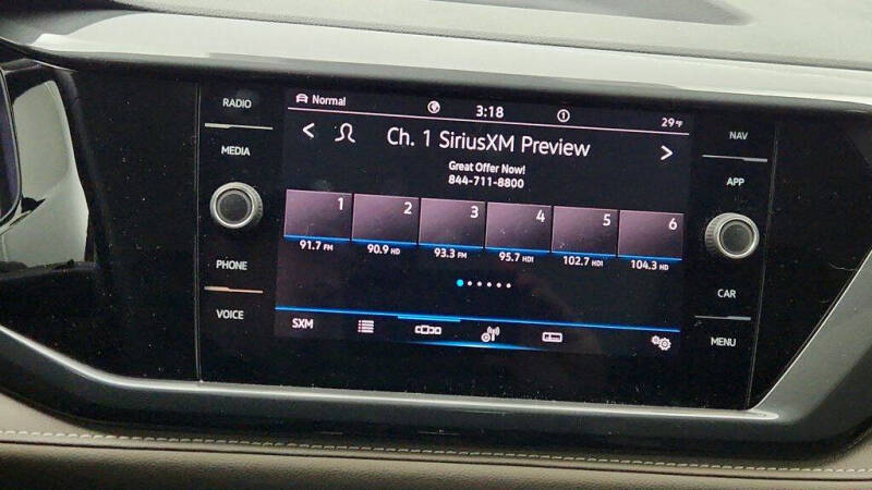 2023 Volkswagen Taos SEL 4Motion