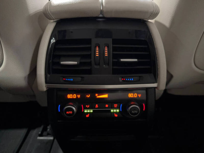 2016 BMW X5 xDrive50i