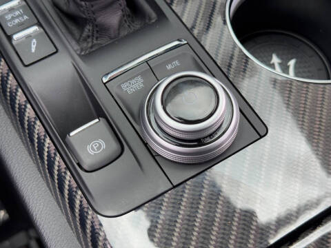 2022 Maserati Ghibli Trofeo