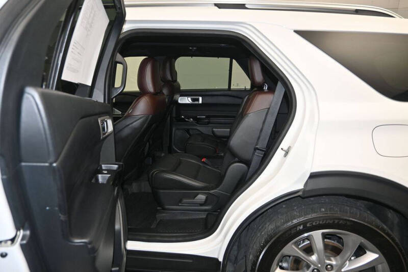 2022 Ford Explorer Platinum