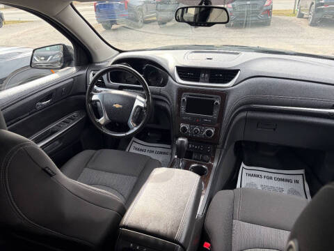 2017 Chevrolet Traverse LT