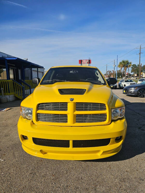 2005 Dodge Ram SRT-10 Base photo 3