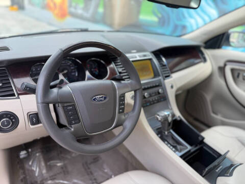 2010 Ford Taurus Limited