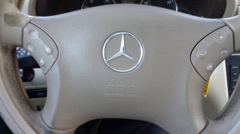 2005 Mercedes-Benz C-Class C 320