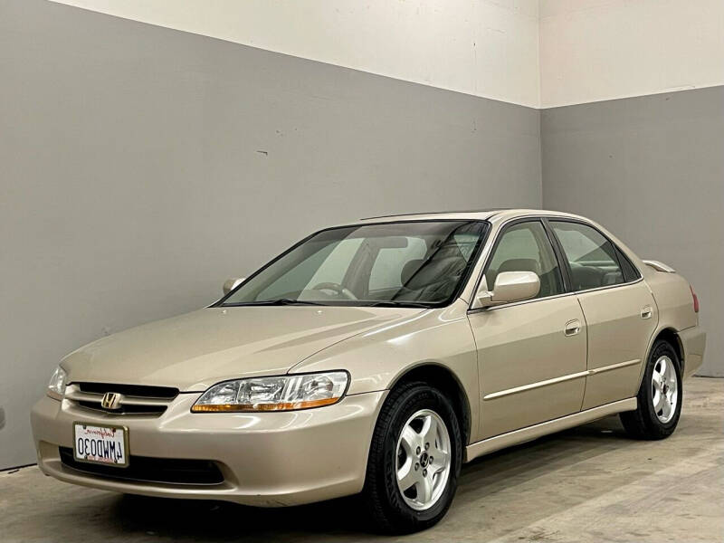 2000 Honda Accord for sale at AutoAffari LLC in Sacramento CA