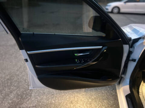 2018 BMW 3 Series 330i xDrive