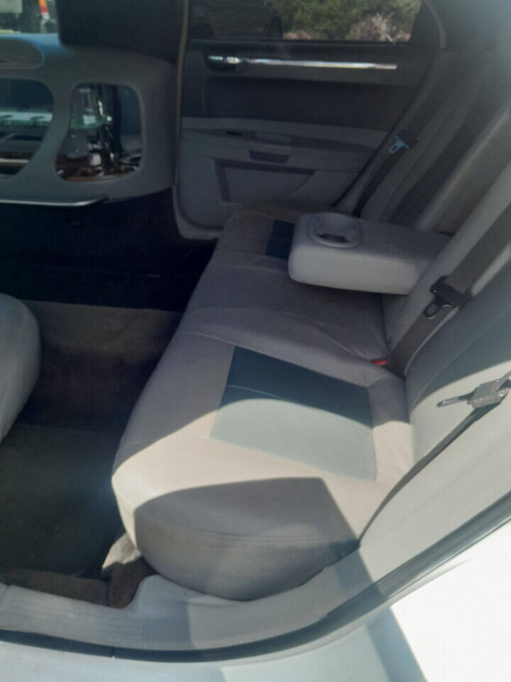 2006 Chrysler 300  - $9,950