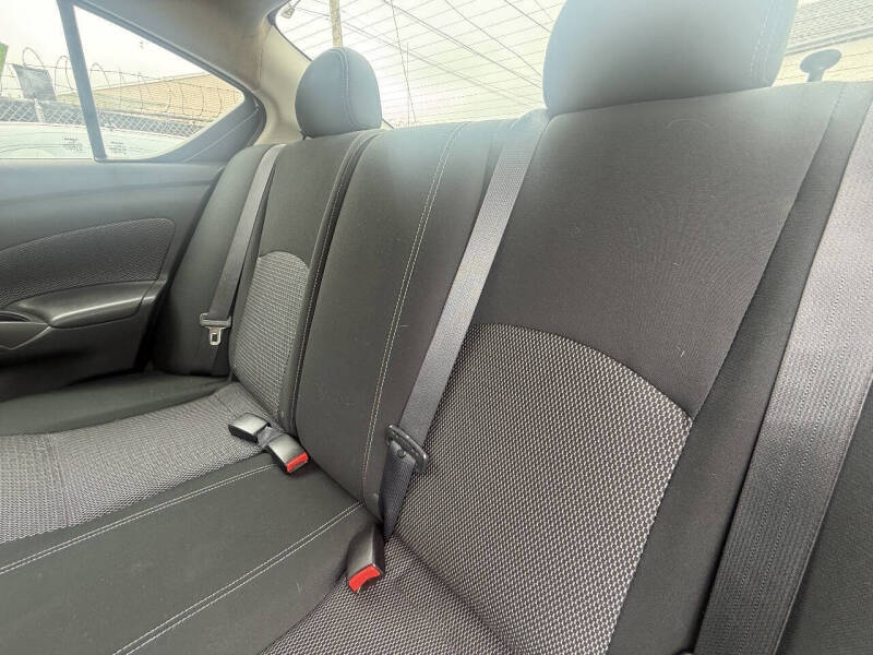 2017 Nissan Versa 1.6 SV