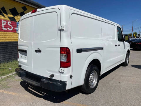 2015 Nissan NV 1500 S