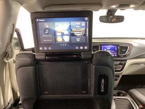 2019 Chrysler Pacifica Touring L Plus