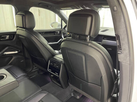 2021 Porsche Cayenne Turbo