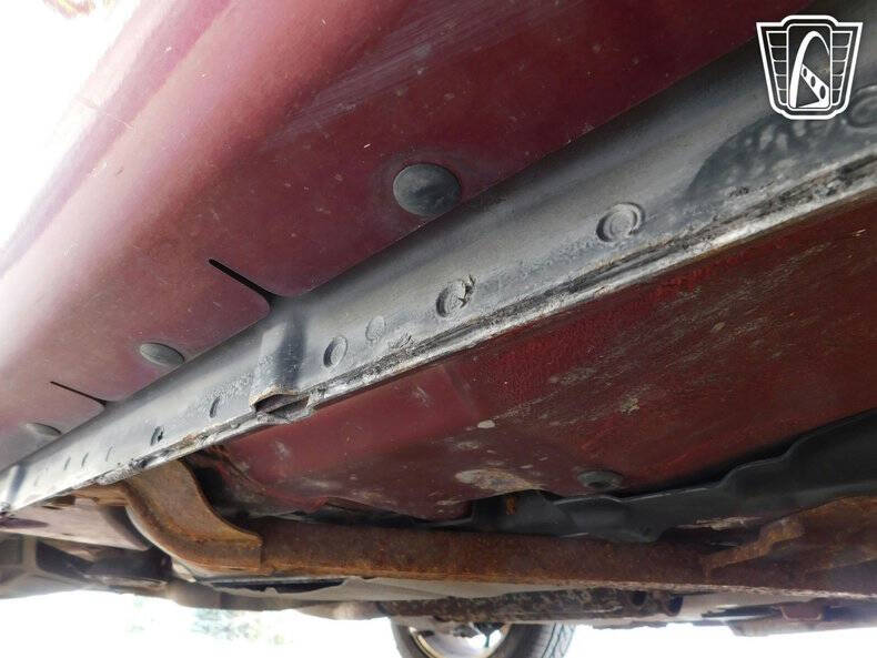 2004 Ford Thunderbird Deluxe