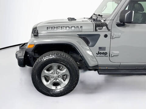 2021 Jeep Gladiator Sport