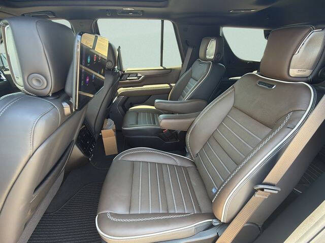 2025 GMC Yukon Denali Ultimate