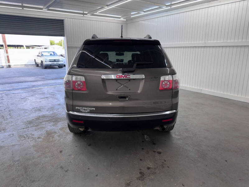 2011 GMC Acadia SLT-2