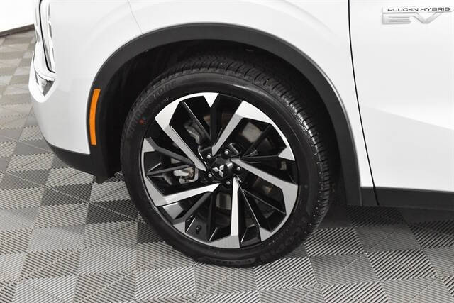 2024 Mitsubishi Outlander PHEV SE