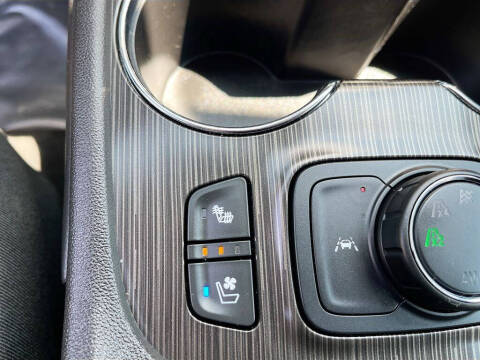 2022 GMC Acadia SLT