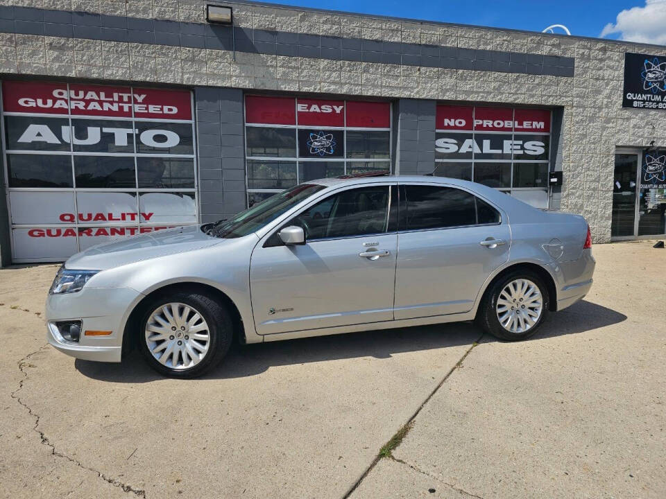 2010 Ford Fusion Hybrid for sale at Quantum Auto Co in Plainfield, IL