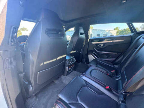 2019 Lamborghini Urus