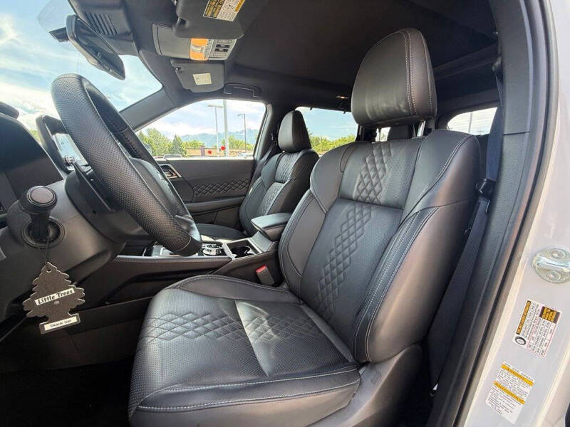 2024 Mitsubishi Outlander