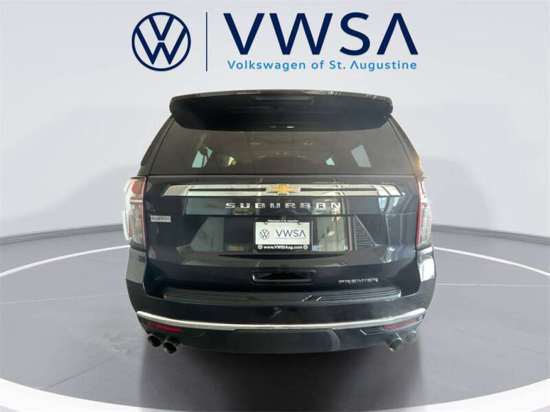 2024 Chevrolet Suburban Premier