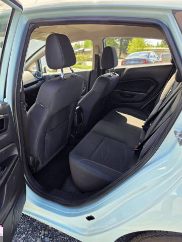 2017 Ford Fiesta SE