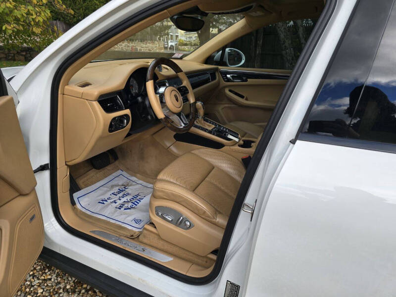 2017 Porsche Macan S