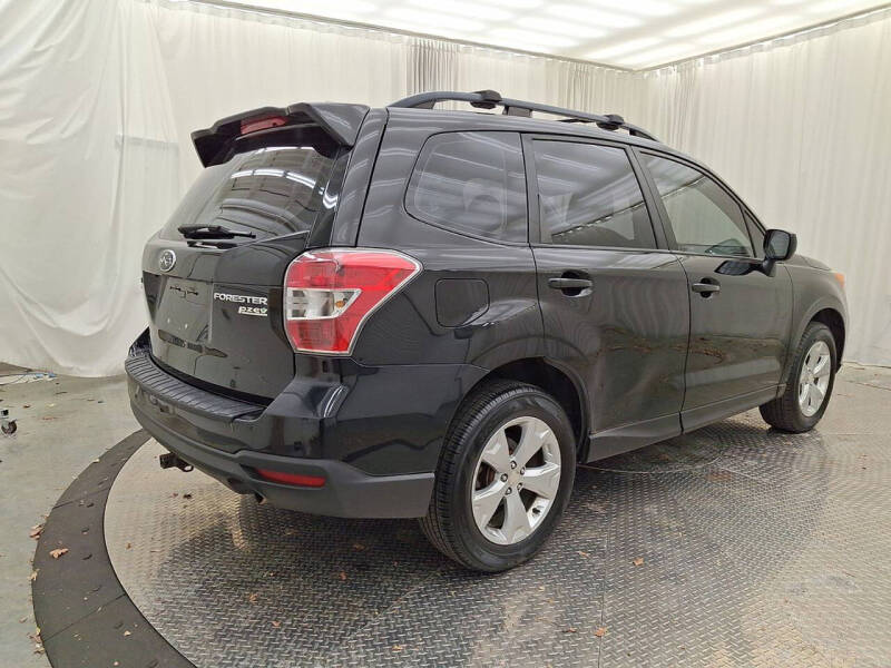 2016 Subaru Forester 2.5i