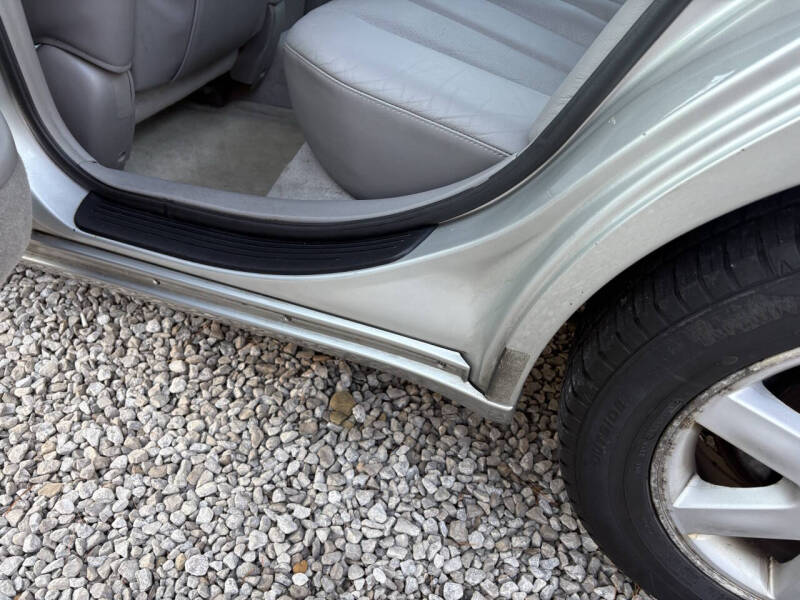 2003 Toyota Avalon XL