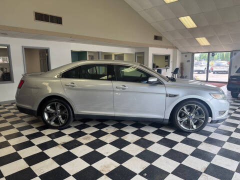 2012 Ford Taurus SHO