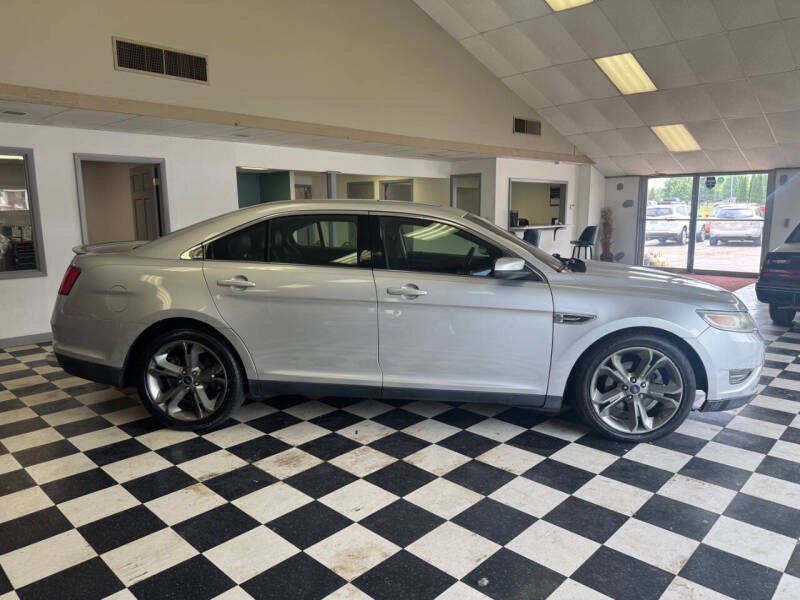 2012 Ford Taurus SHO