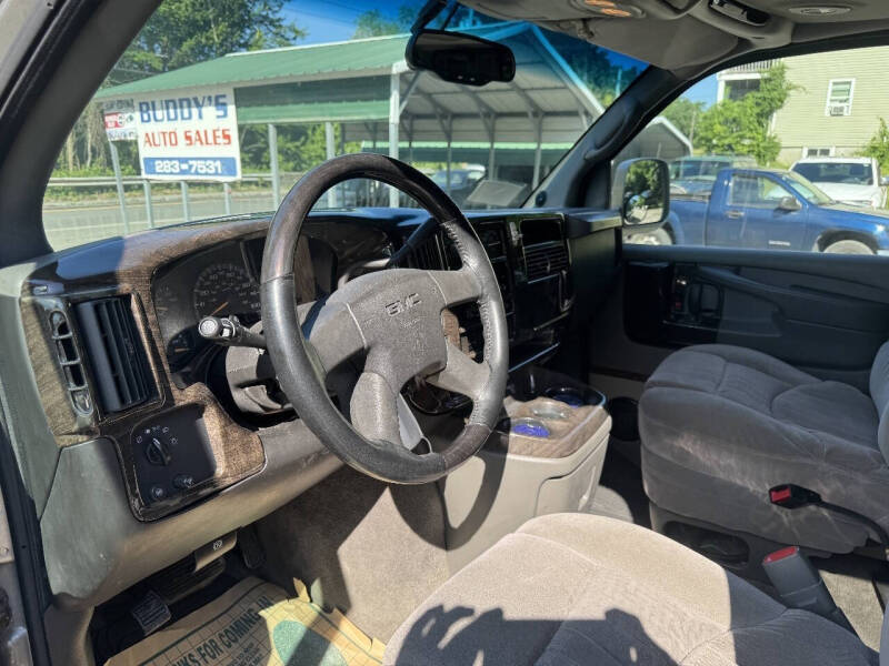 2004 GMC Savana