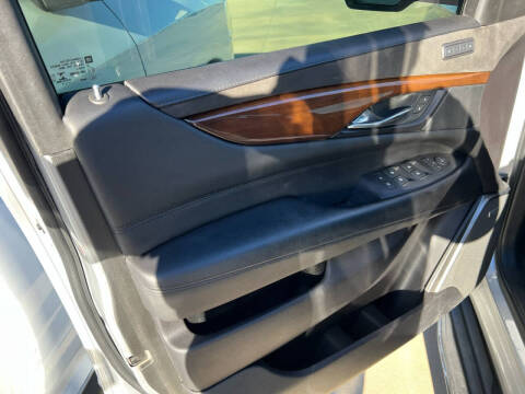 2019 Cadillac Escalade ESV Premium Luxury