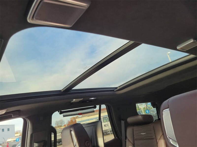 2024 Cadillac Escalade Sport Platinum