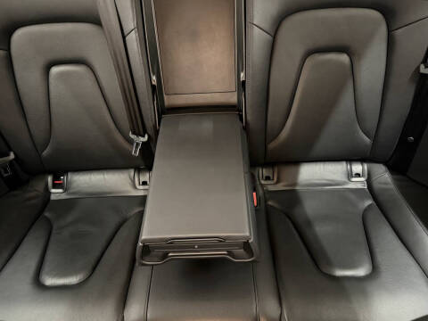 2011 Audi A4 2.0T quattro Premium Plus