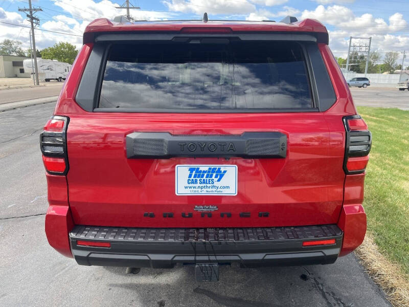 2025 Toyota 4Runner SR5