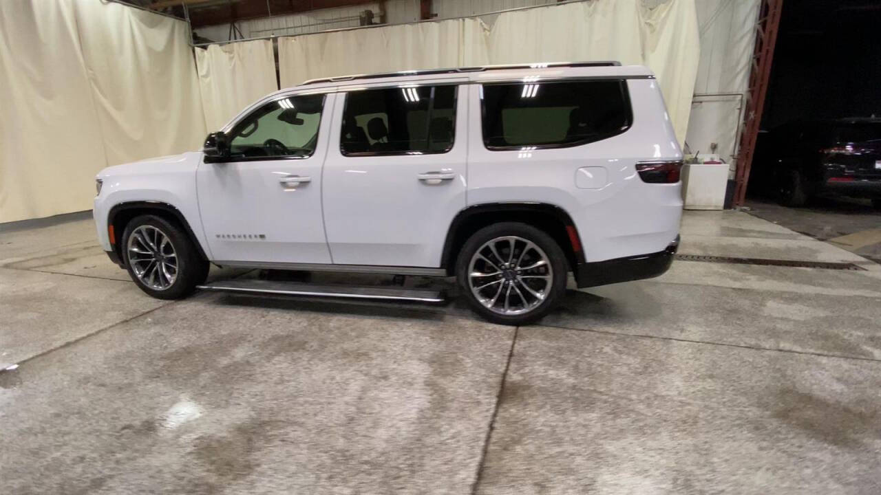 2023 Jeep Wagoneer for sale at Victoria Auto Sales in Victoria, MN