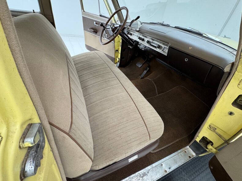 1954 Ford Crestline