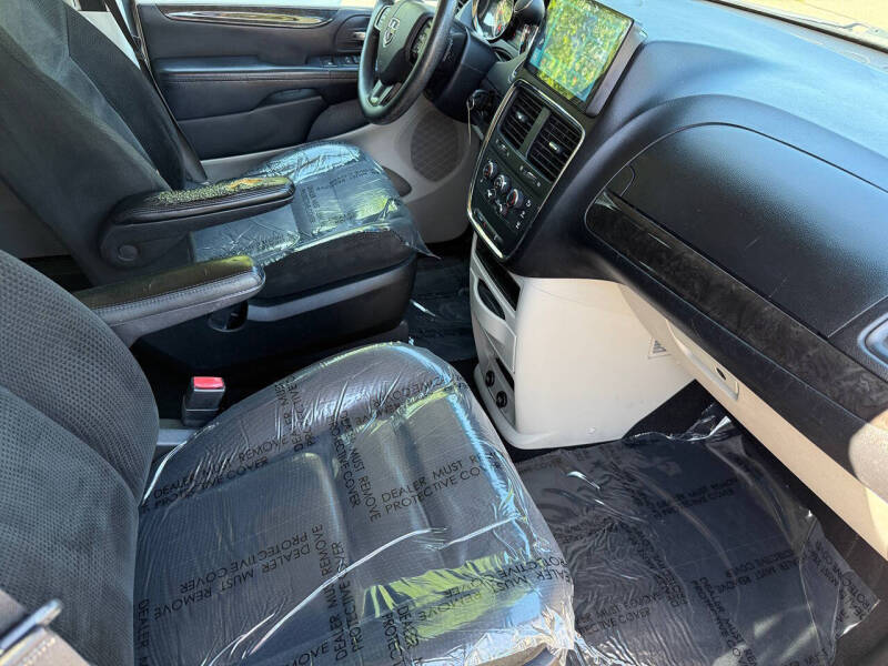 2016 Dodge Grand Caravan SE