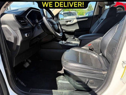 2020 Ford Escape SEL
