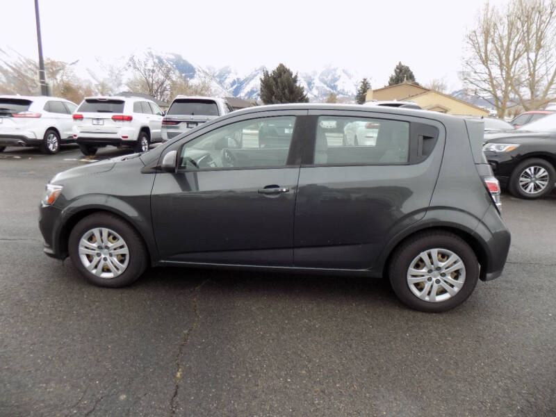 2020 Chevrolet Sonic LT