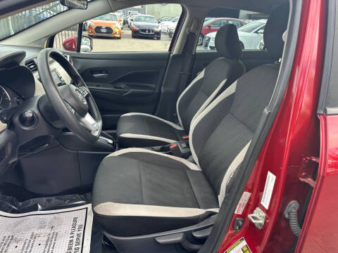 2020 Nissan Versa SV