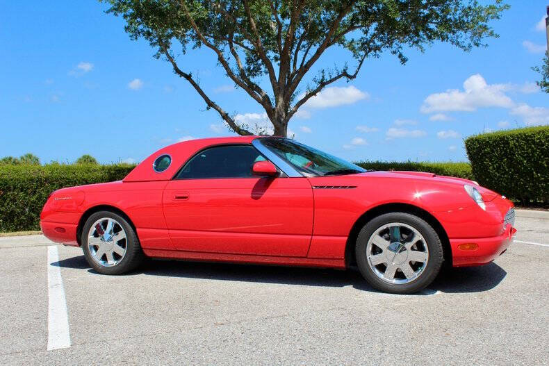 2002 Ford Thunderbird Deluxe