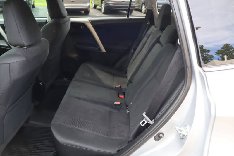 2016 Toyota RAV4 LE