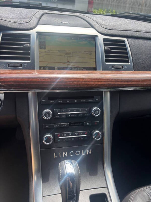 2009 Lincoln MKS