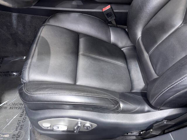 2017 Porsche Cayenne GTS