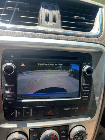 2013 GMC Acadia SLE-2