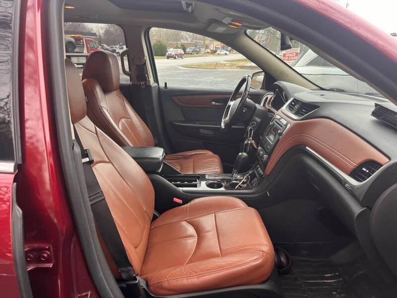 2017 Chevrolet Traverse LT