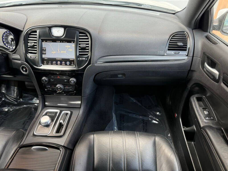 2016 Chrysler 300 S